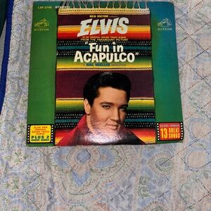1776-1976 Elvis fun in Acapulco record